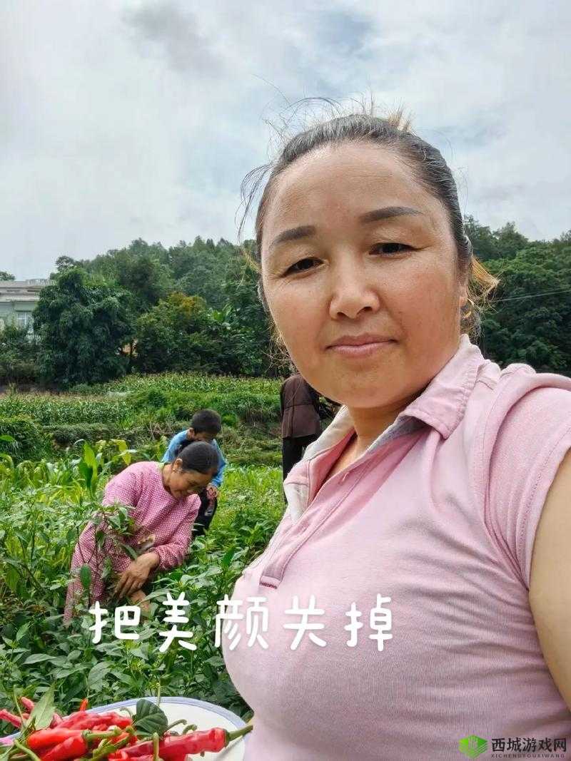 48 岁阿姨用农村生活记录走红网络引发关注